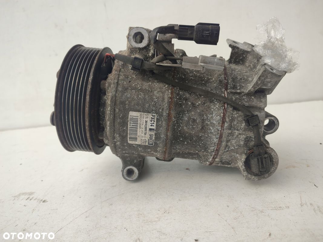 Sprężarka klimatyzacji RENAULT MEGANE IV 1.6DCI 926001268R - 1