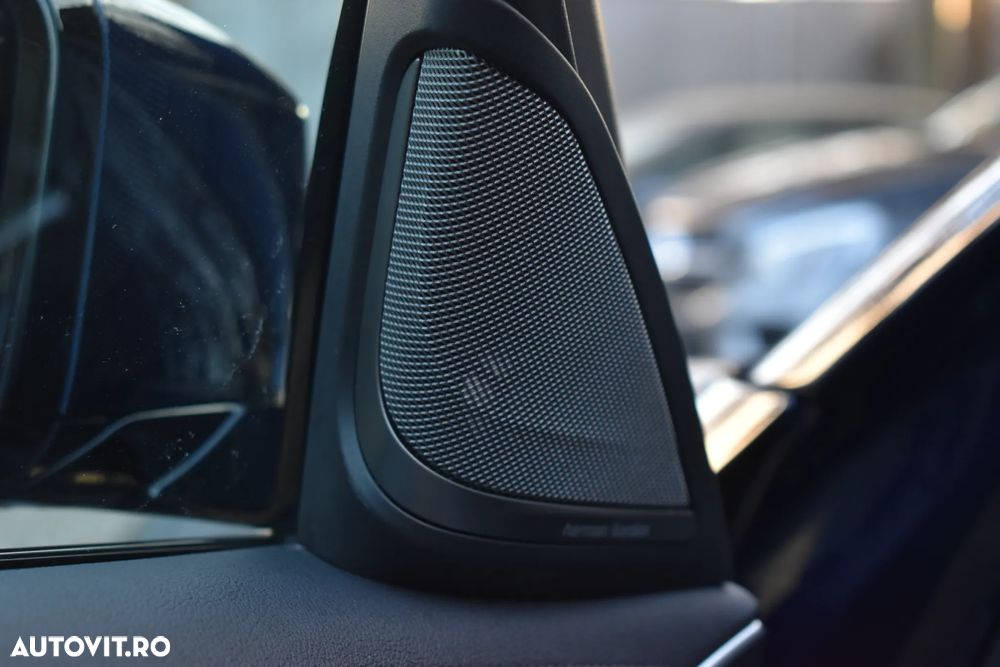 BMW Seria 5 530e Aut. Luxury Line - 15