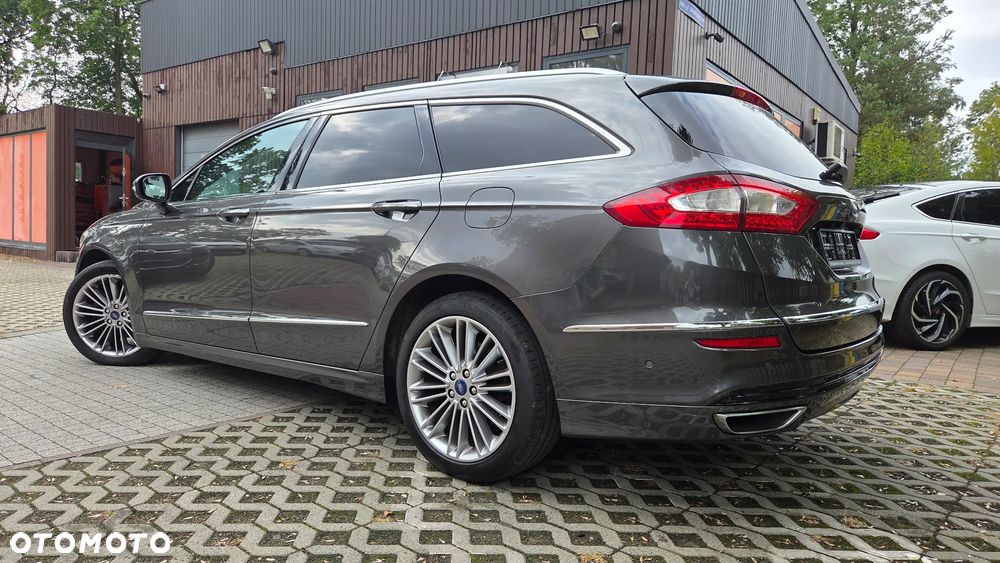 Ford Mondeo 2.0 TDCi STart-Stopp Vignale - 4