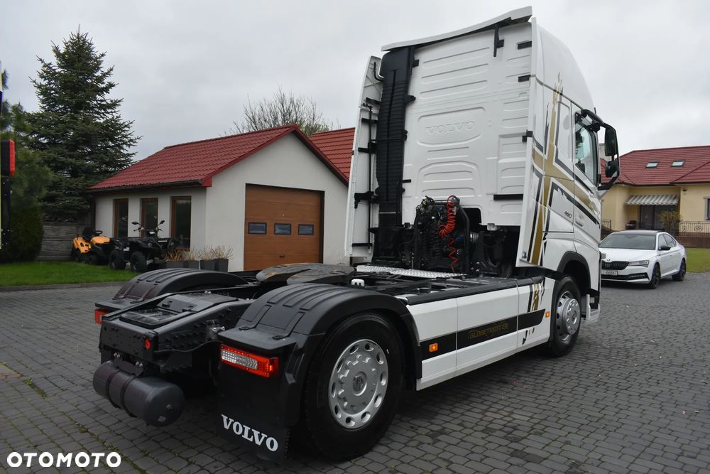 Volvo FH 460 XL // ZABUDOWY MIĘDZYOSIOWE //FULL LED // NOWE OPONY // NAVI // - 7