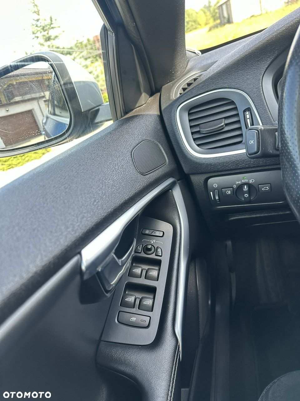 Volvo V40 D2 RDesign - 29