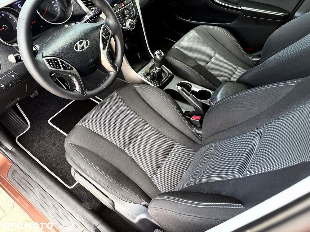 Hyundai i30 - 14