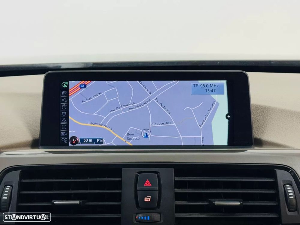 BMW 318 d Modern Line - 39