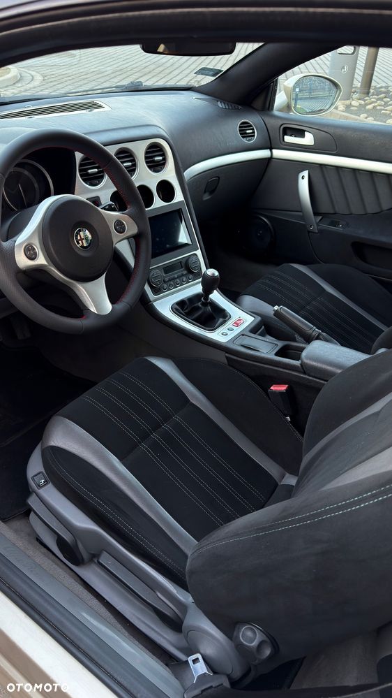 Alfa Romeo Brera 2.4 JTDM 20V DPF - 32