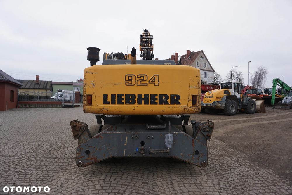 Liebherr A 924C - 4