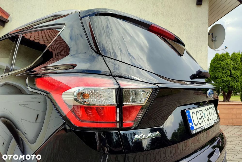 Ford Kuga 1.5 EcoBoost 4x4 Titanium - 35