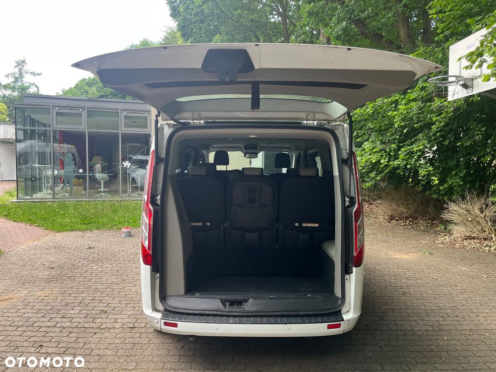 Ford Tourneo Custom 1.0 PHEV L1 Titanium - 24