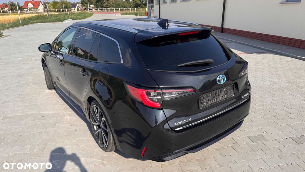 Toyota Corolla - 4
