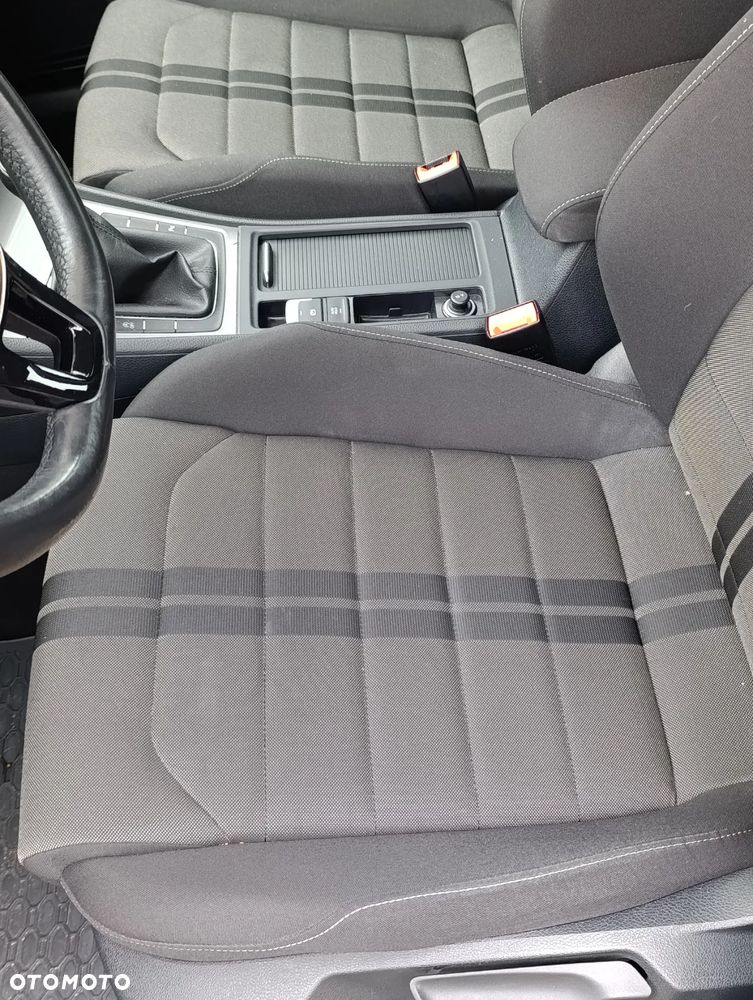 Volkswagen Golf 1.6 TDI Comfortline - 13