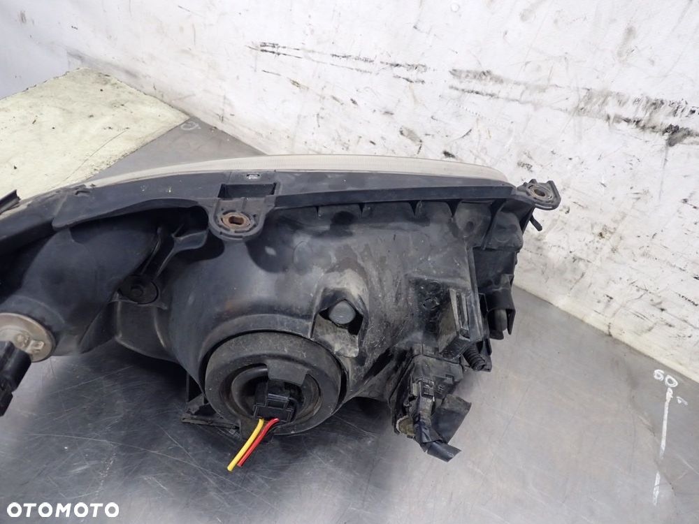LAMPA LEWA PRZEDNIA HYUNDAI MATRIX 1.6 - 7