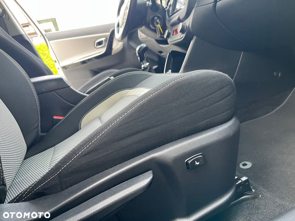 Kia Ceed 1.6 GDI Business Line - 36