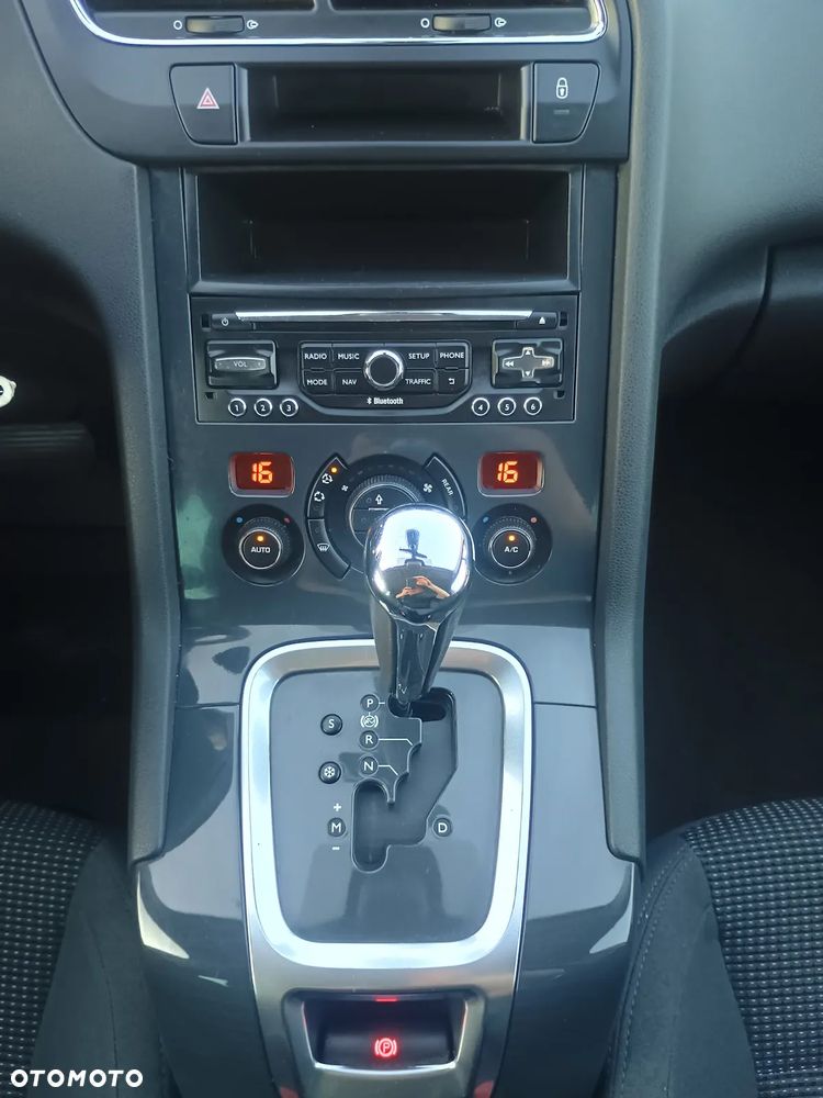 Peugeot 5008 BlueHDI 120 EAT6 Stop & Start Active - 17
