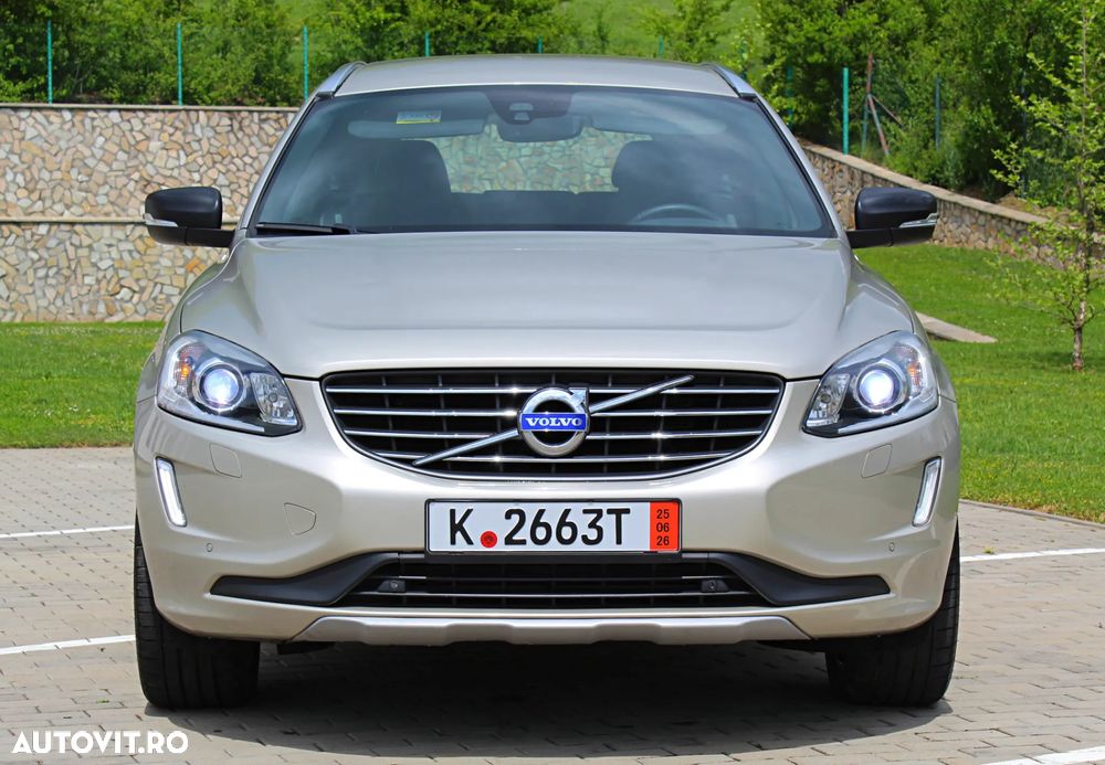 Volvo XC 60 D5 AWD Geartronic Summum - 14