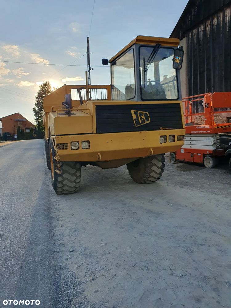 JCB - 3