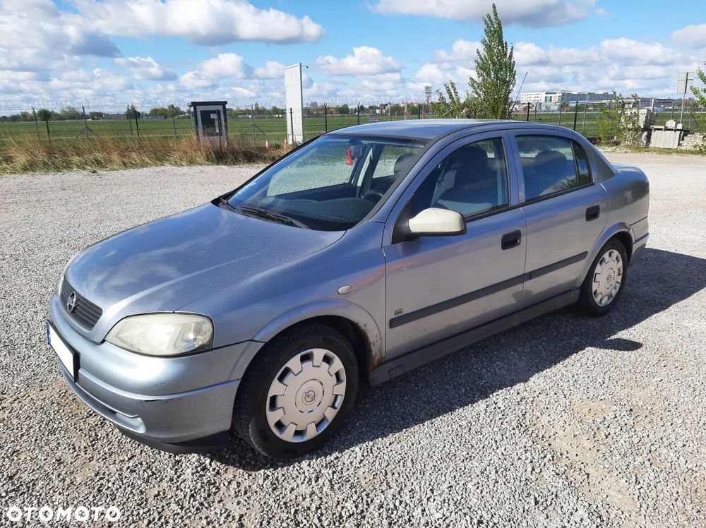 Opel Astra - 2