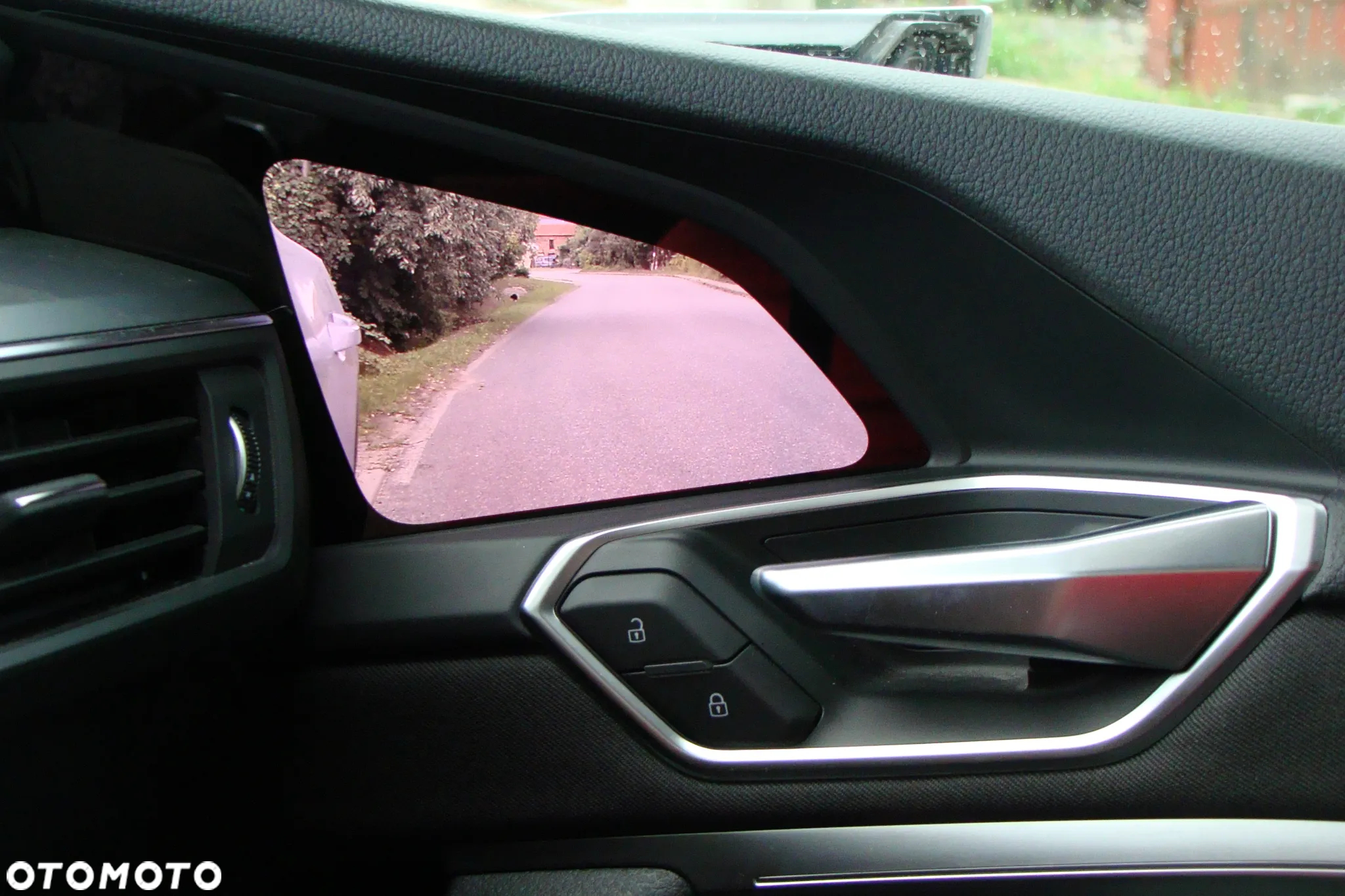 Audi e-tron Sportback - 12