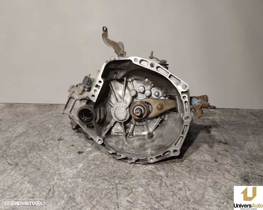 CAIXA VELOCIDADES TOYOTA YARIS 2001 -01005907 - 8