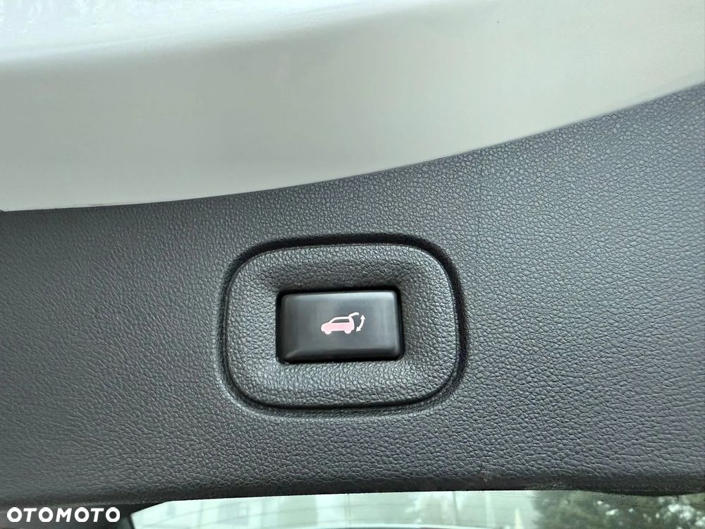 Renault Koleos ENERGY dCi 175 4WD INTENS - 31