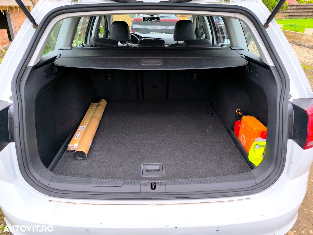 Volkswagen Golf 2.0 BlueTDI DSG Comfortline - 11