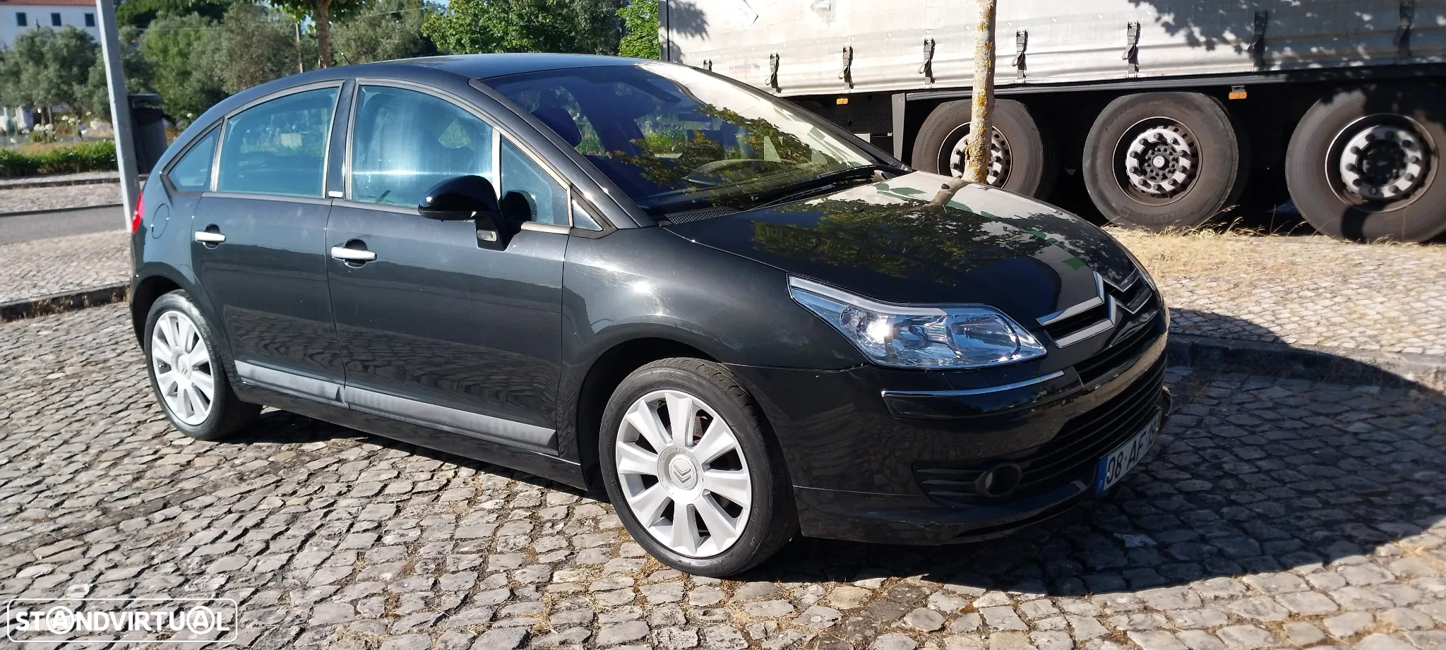 Citroën C4 1.6 HDi 110 Exclusive - 2