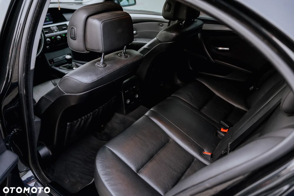 BMW Seria 5 520d - 5