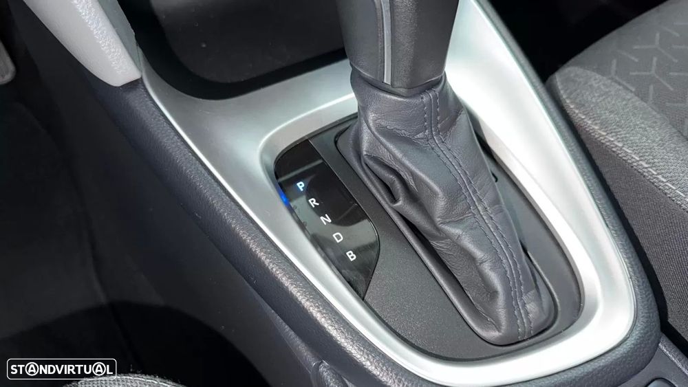 Toyota Yaris Cross 1.5 HDF Comfort - 19