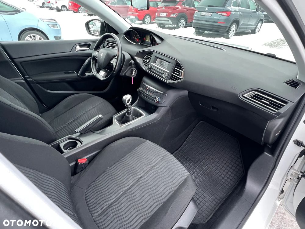 Peugeot 308 BlueHDi 100 Stop & Start Access - 20