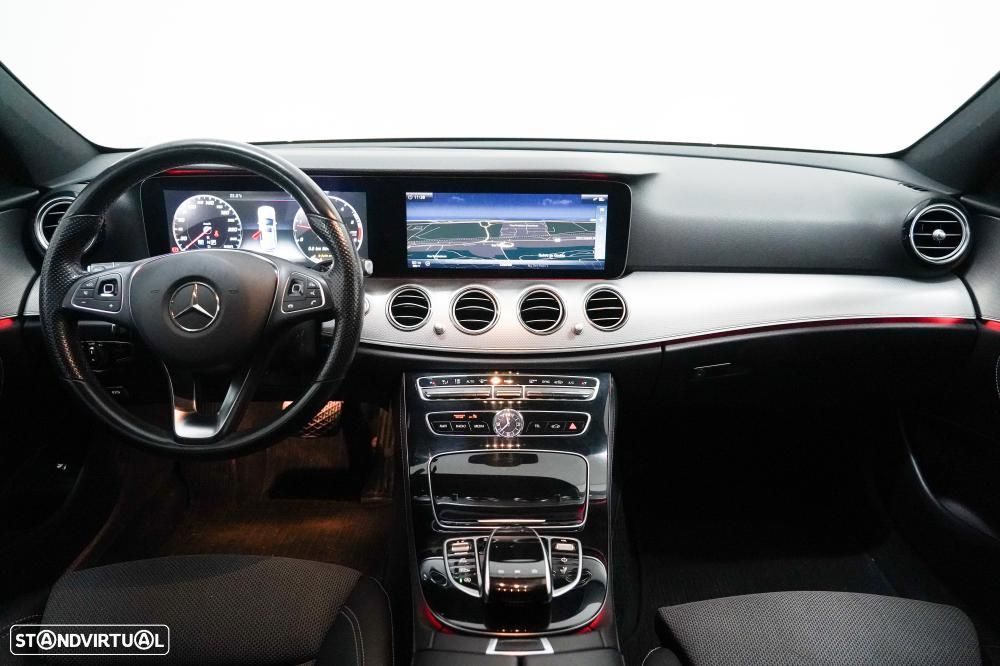 Mercedes-Benz E 220 d Avantgarde - 4