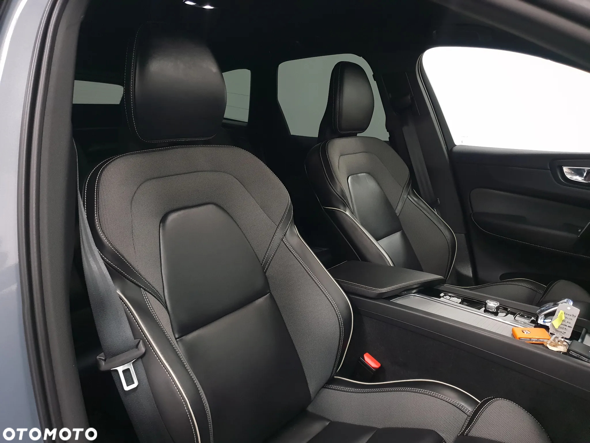 Volvo XC 60 B4 D Geartronic RDesign - 17