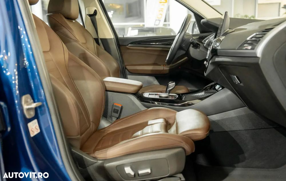 BMW X3 xDrive30e AT PHEV - 23