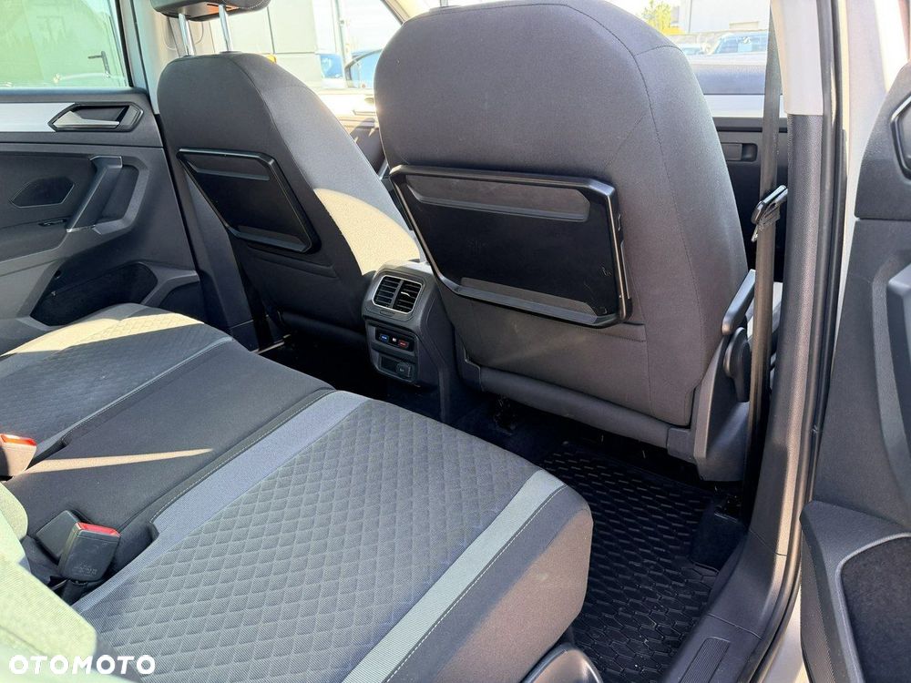 Volkswagen Tiguan - 14