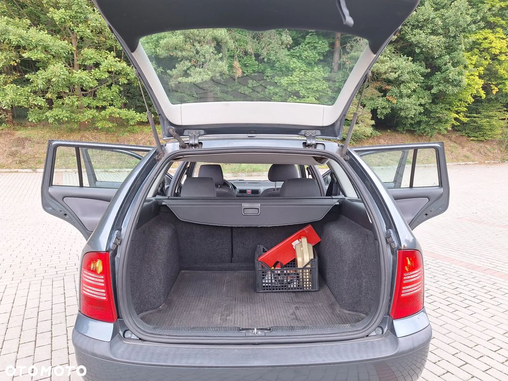 Skoda Octavia 1.9 TDI Ambiente - 9