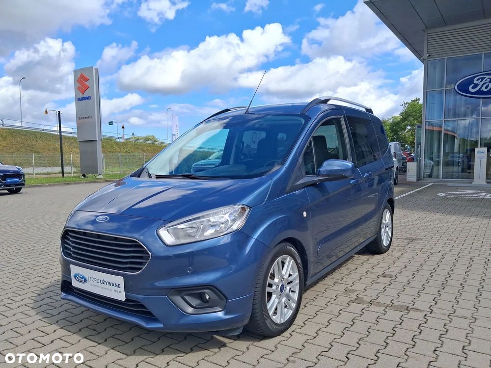Ford Tourneo Courier 1.5 TDCi Titanium - 10