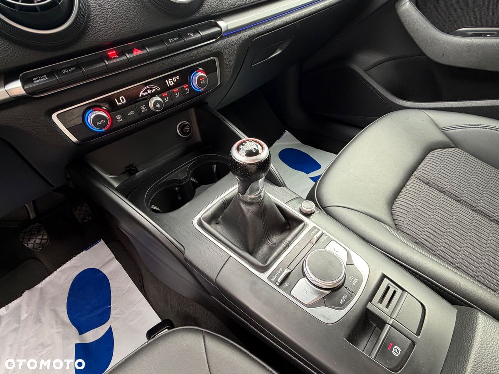 Audi A3 Sportback 2.0 TDI Ambition - 32