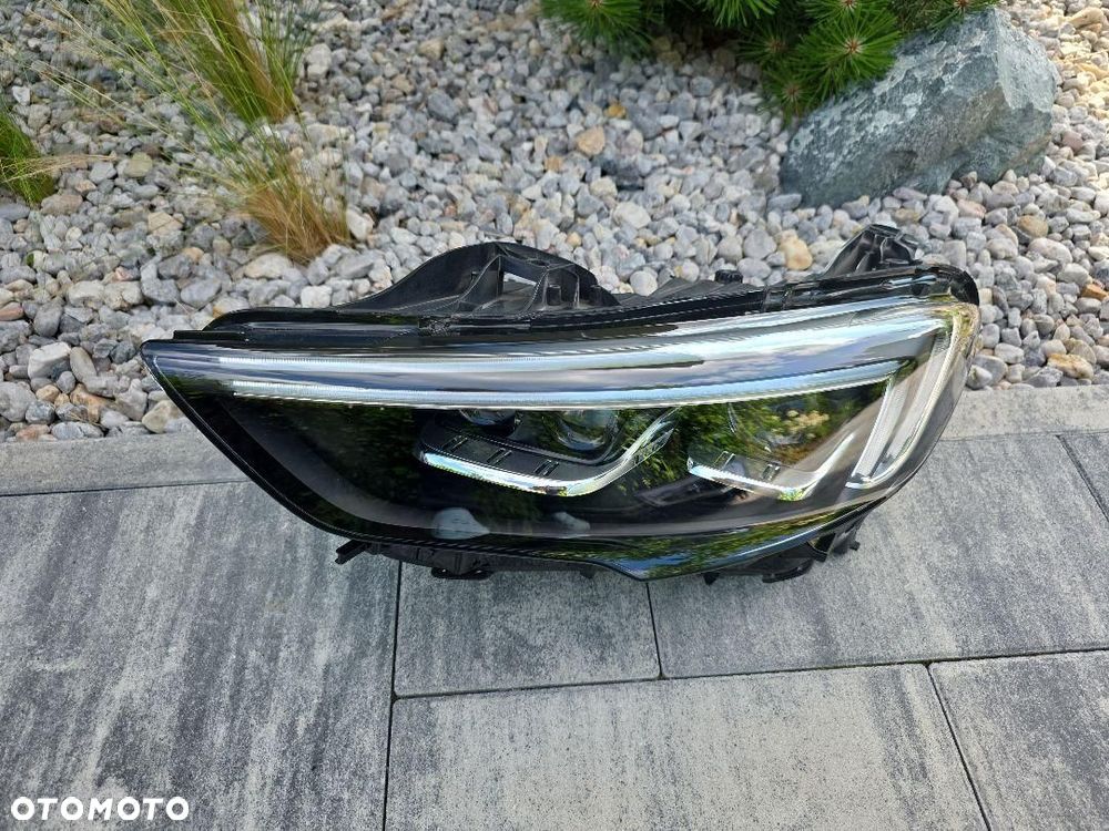OPEL INSIGNIA 2 II B Lampa lewa przód Full Led Matrix Intelli Lux 39122974 - 2