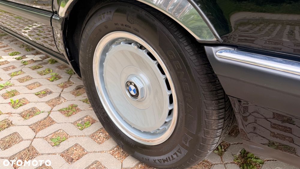 BMW Seria 7 - 27
