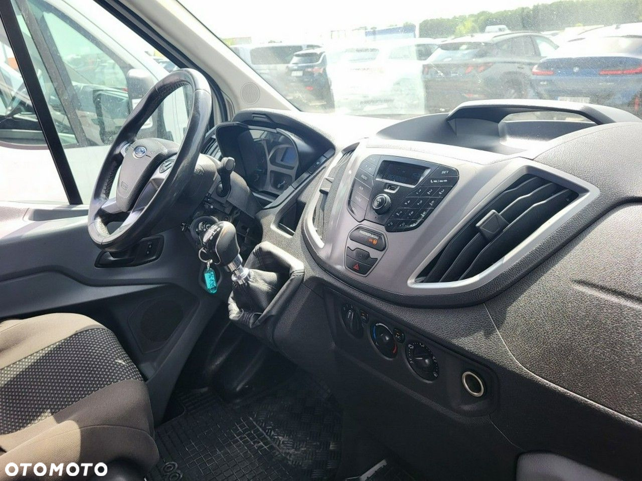 Ford Transit - 10