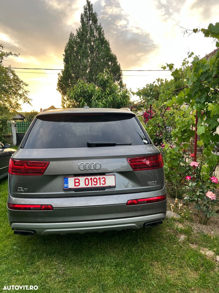 Audi Q7 - 24