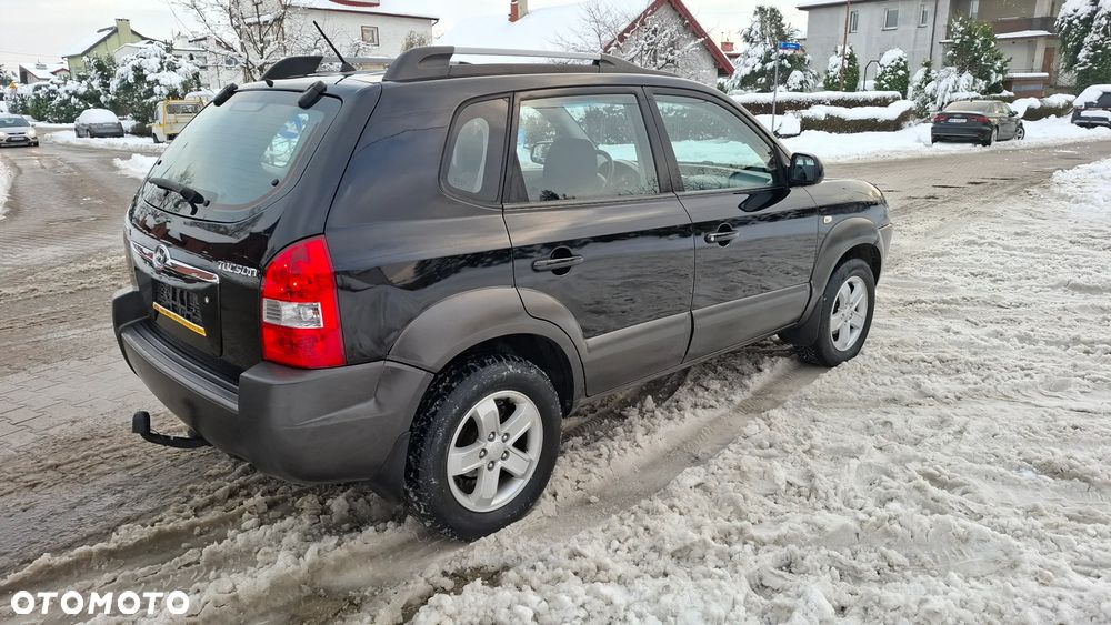 Hyundai Tucson 2.0 2WD Champion - 4