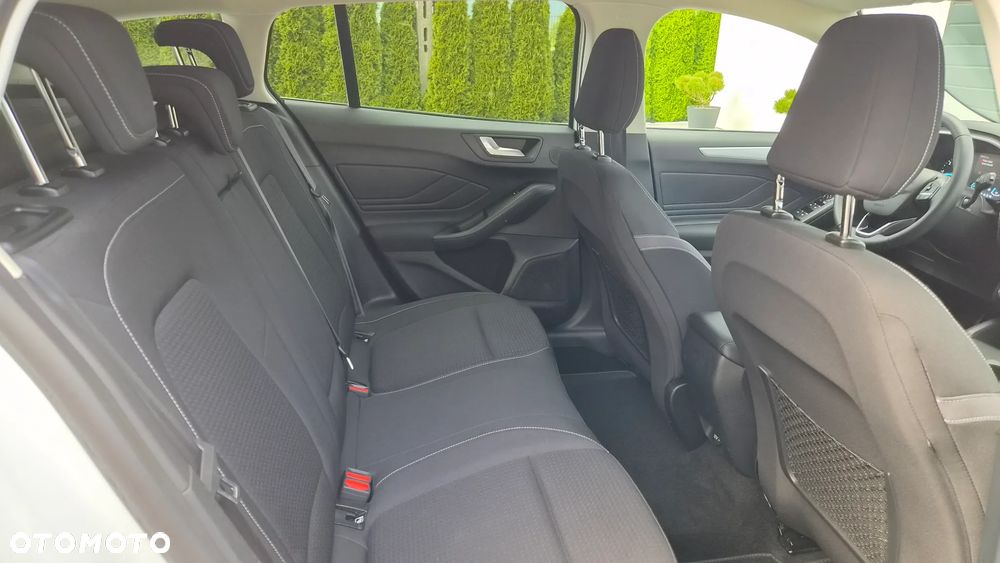 Ford Focus 1.5 EcoBlue Start-Stopp-System TITANIUM DESIGN - 28