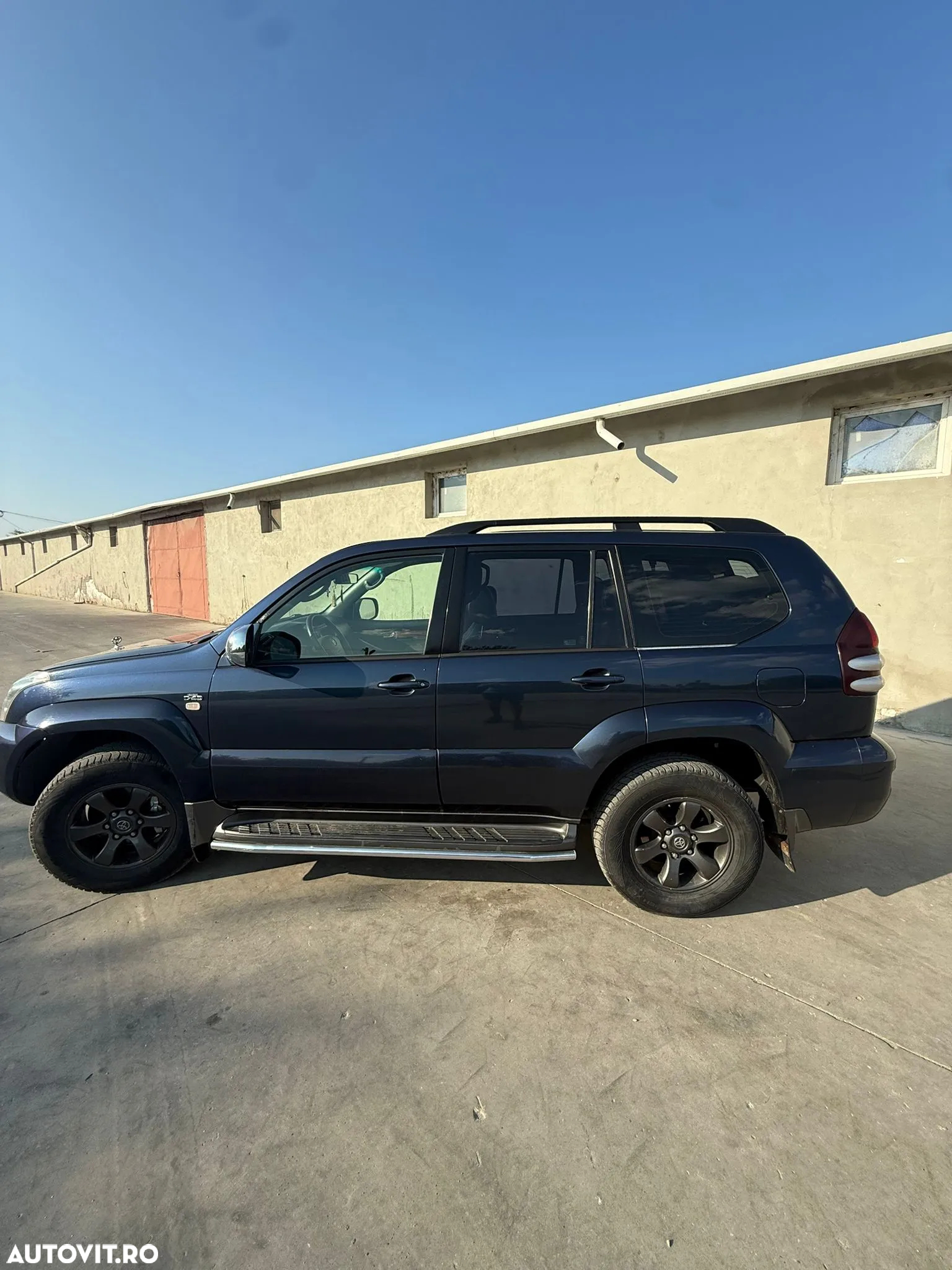 Toyota Land Cruiser - 8