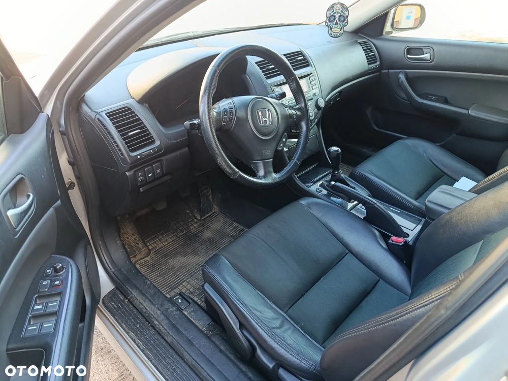 Honda Accord 2.2i-CTDi Executive - 8