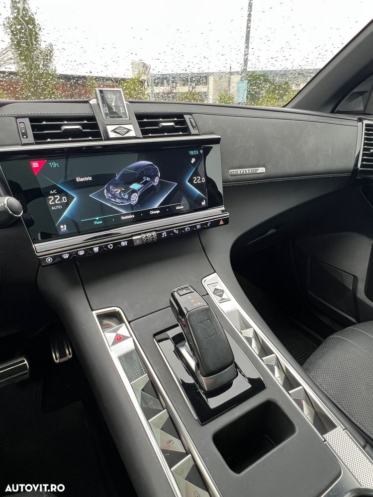 DS Automobiles DS 7 Crossback 1.6 PHeV AWD 300 EAT8 OPERA - 18
