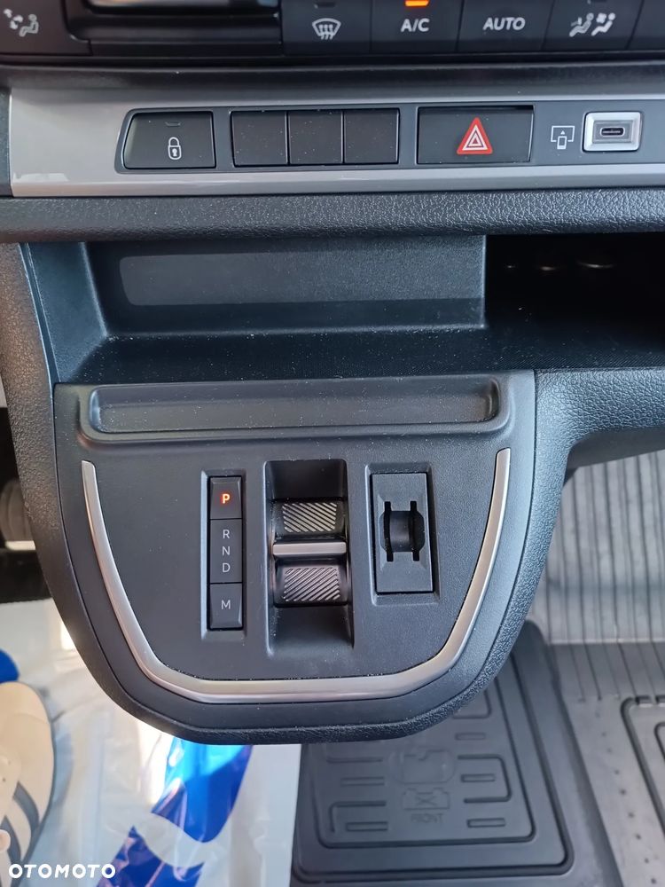 Toyota ProAce - 11