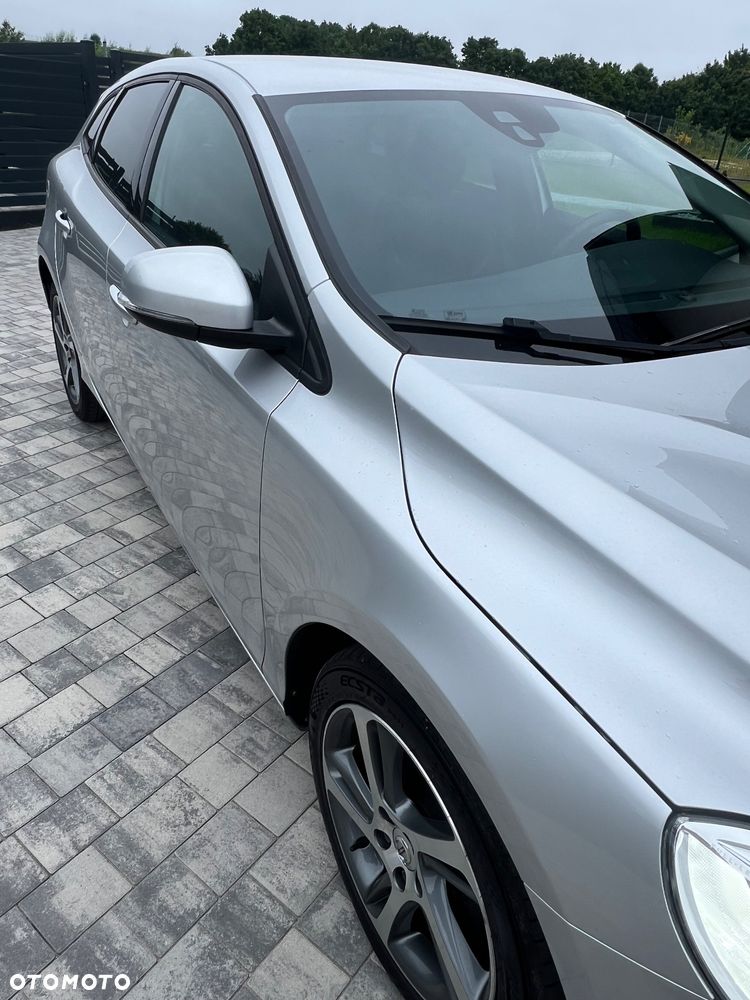 Volvo V40 D2 Drive-E Momentum - 5