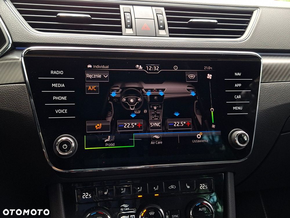 Skoda Superb 2.0 TDI SCR 4x4 Sportline DSG - 30