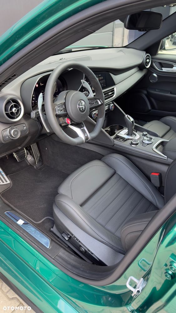 Alfa Romeo Giulia 2.9 Bi Turbo V6 Quadrifoglio - 20