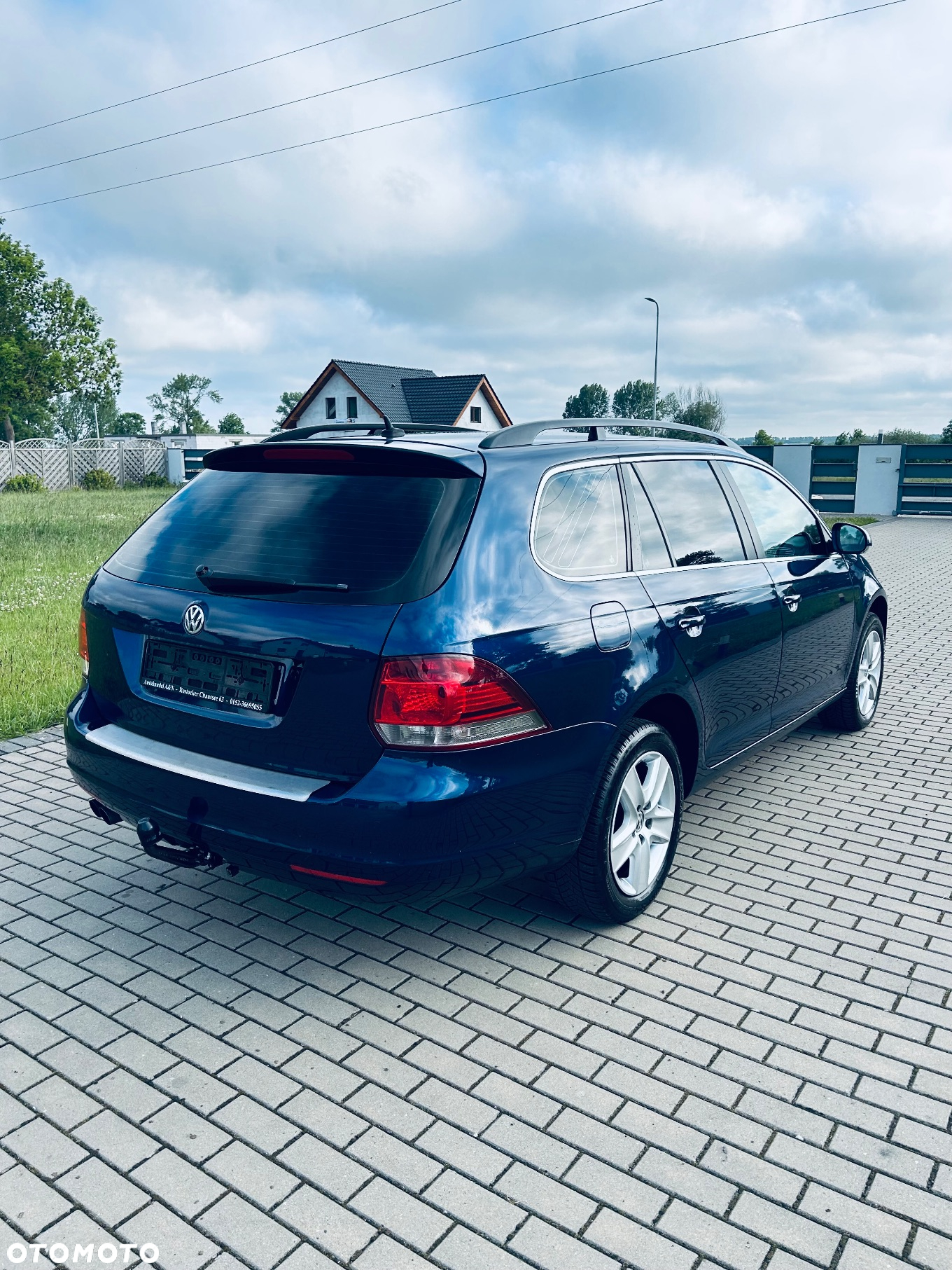 Volkswagen Golf VI 2.0 TDI Comfortline - 11