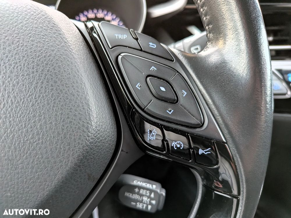 Toyota C-HR 1.8 HSD 122 CP 4x2 CVT C-enter - 12