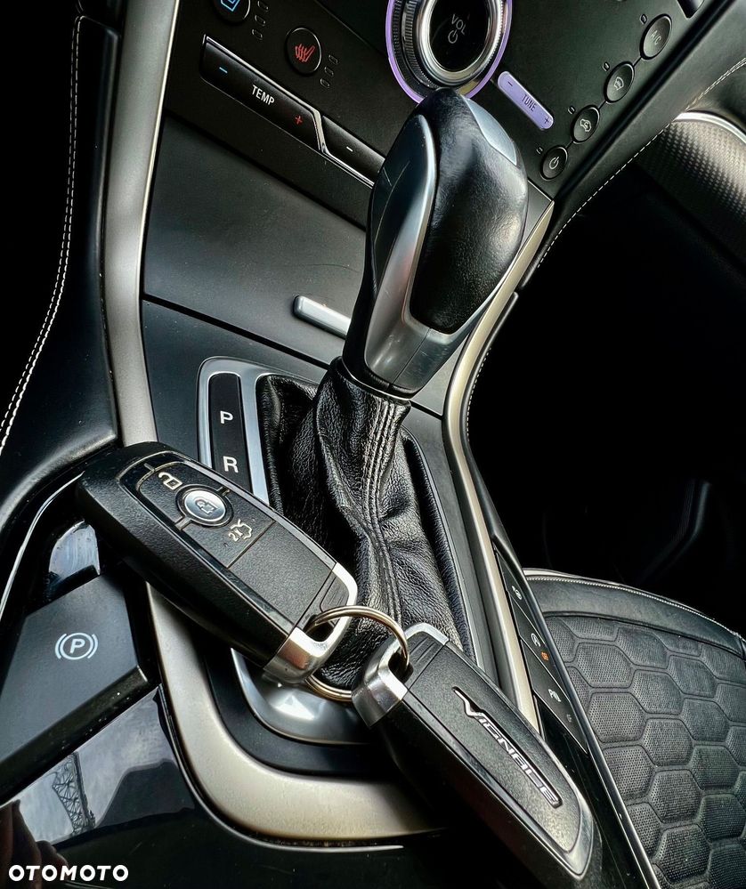 Ford S-Max 2.0 TDCi Bi-Turbo Vignale PowerShift - 26